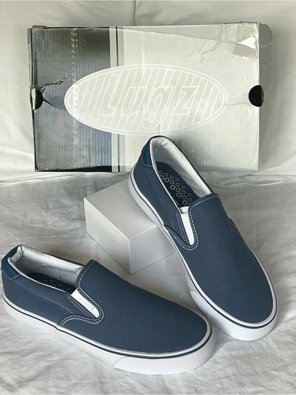 Lugz Slip-On Canvas Blue Sneakers Sz 8 BNWB